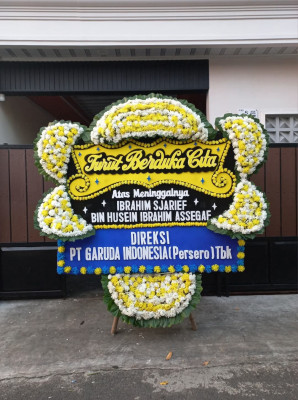 Papan Bunga Duka di Brumbungan